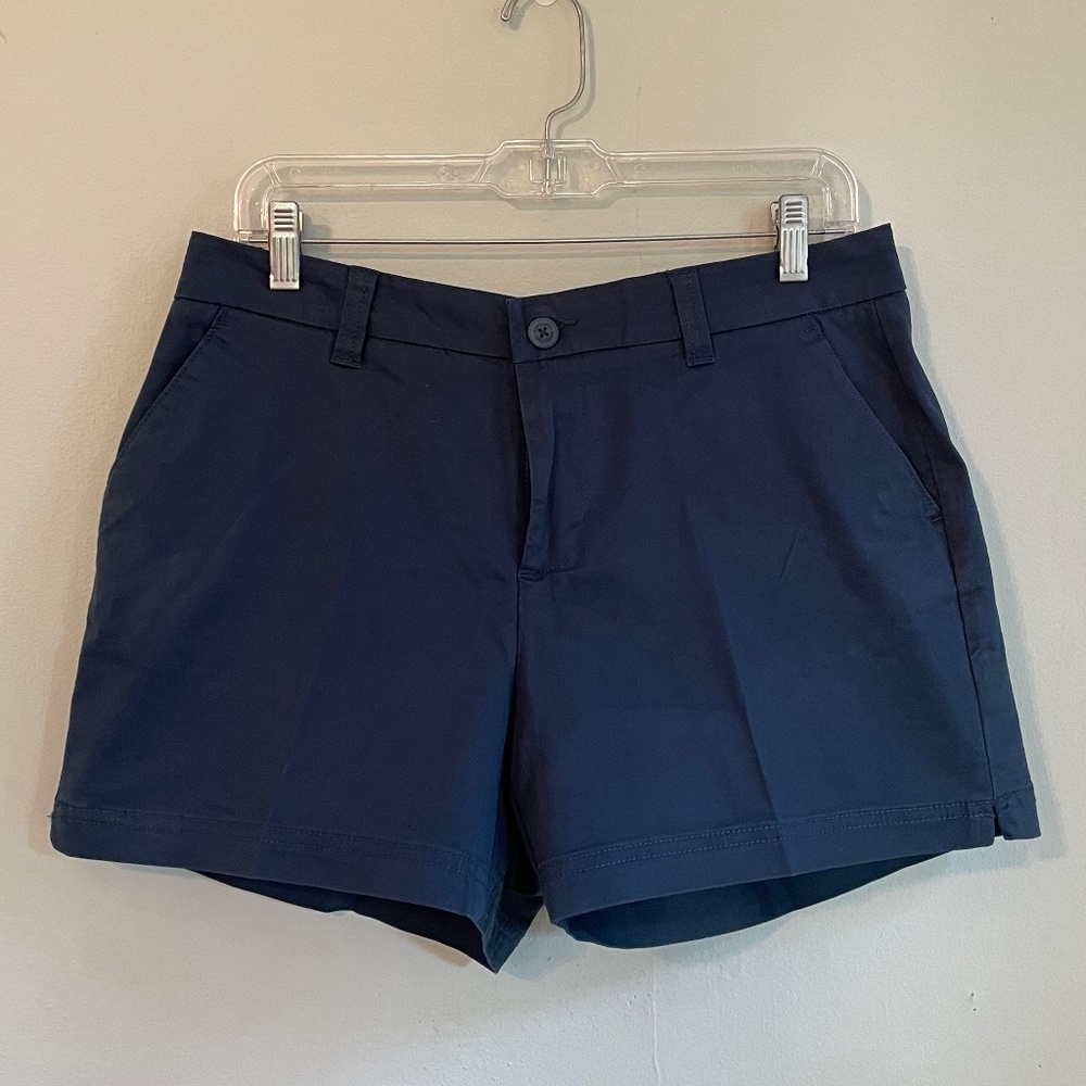 NWT Magellan Outdoors Women’s Shorts, Size 10